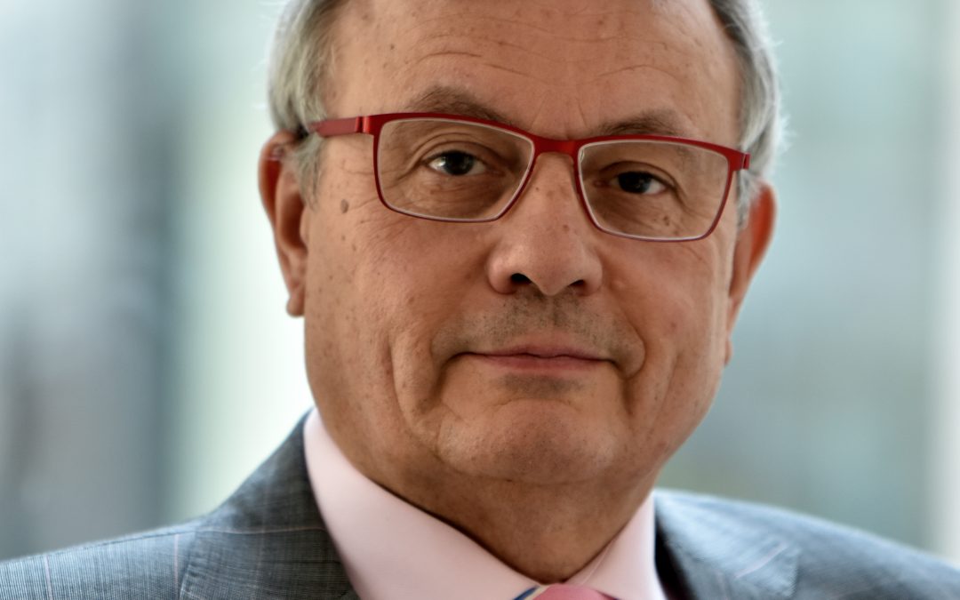 Vladimír Dlouhý is re-elected as President of Eurochambres